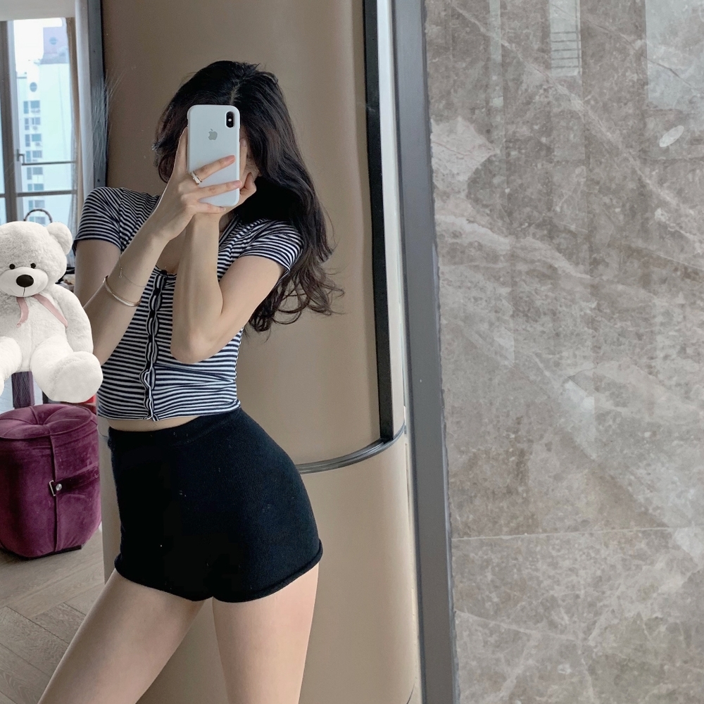 Knitted high waist lounge shorts